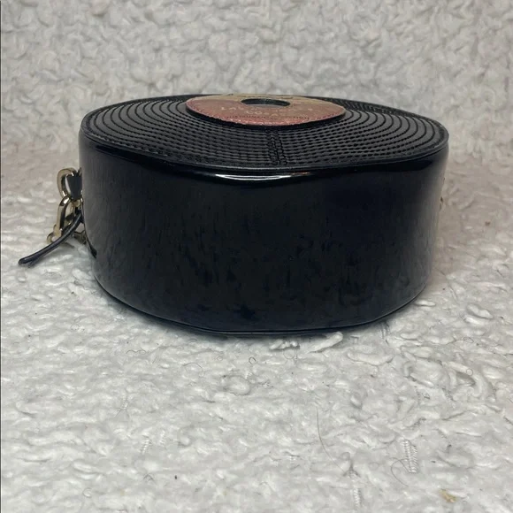 Kate Spade Fancy Footwork Vinyl Record Patent Leather Crossbody Shoulder Bag Blk